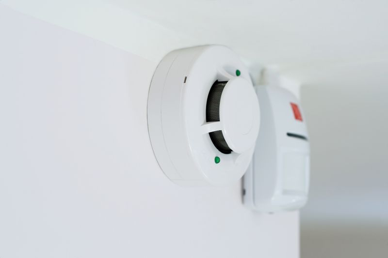 Wireless Interconnected Detectors